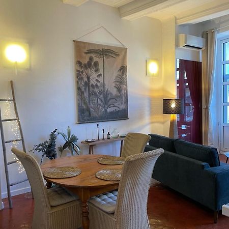 Les Balcons De Mona Au Coeur De Lourmarin Apartment Exterior photo